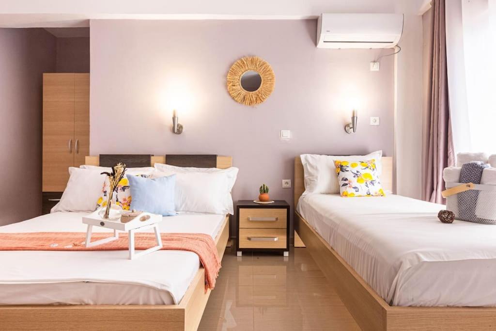 Potam'sea Bliss 4 - Front, Sun Beds & Parking * Himara